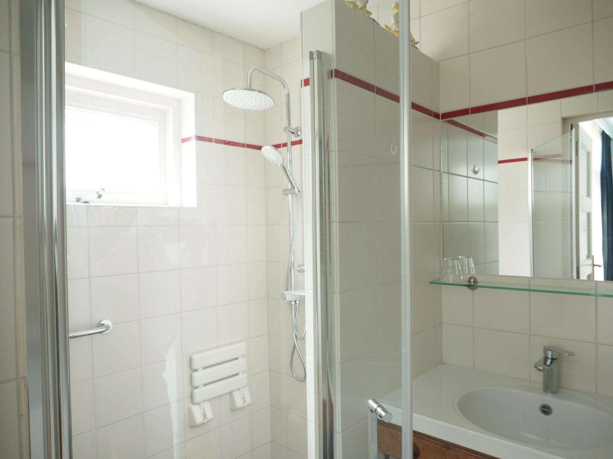 B&B Bureau Warmoesstraat Ден-Бург Экстерьер фото